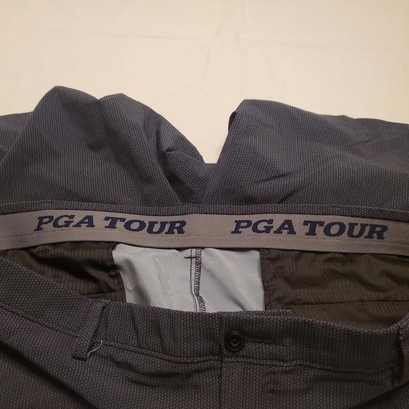PGA Tour Golf Mens Shorts Size 42 Dark Gray Herringbone Pattern Multiple Pockets - Picture 5 of 5